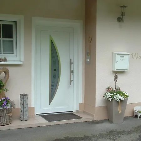 Haus Eschenberg شقة Kirchdorf im Wald